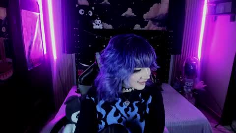 Snapshot of ravencollen chatting on 14, 4, 2026 ravencollen online show from 14, 4, 2026