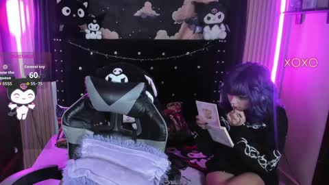 Snapshot of ravencollen chatting on 23, 4, 2026 ravencollen online show from 23, 4, 2026