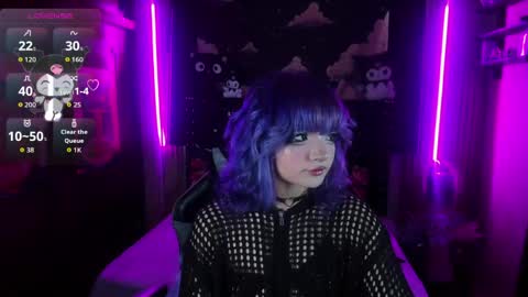 Snapshot of ravencollen chatting on 29, 4, 2026 ravencollen online show from 29, 4, 2026