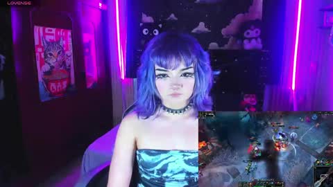 Snapshot of ravencollen chatting on 16, 5, 2026 ravencollen online show from 16, 5, 2026