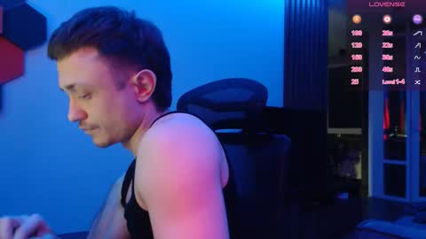 Snapshot of ravine_doleg chatting on 22, 10, 2025 Alex Nash online show from 22, 10, 2025