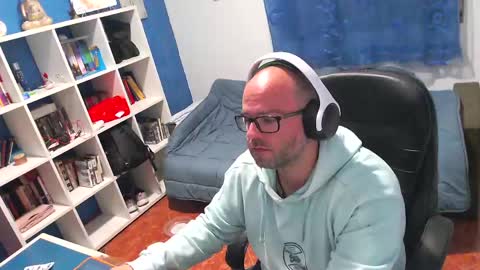 ravingr3d3 online show from 3, 5, 2026