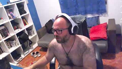 ravingr3d3 online show from 3, 7, 2026