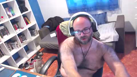 ravingr3d3 online show from 9, 7, 2026