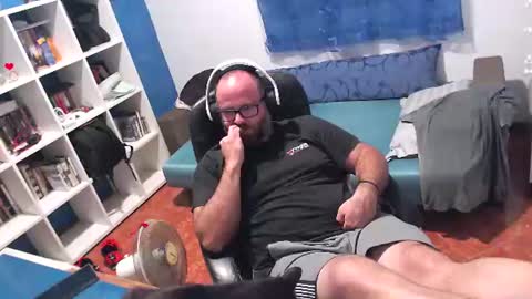 ravingr3d3 online show from 15, 7, 2026