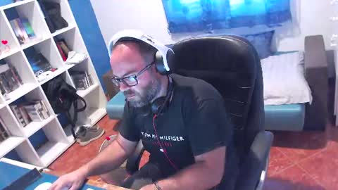ravingr3d3 online show from 20, 7, 2026