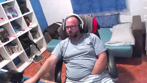 ravingr3d3 online show from 20, 7, 2026