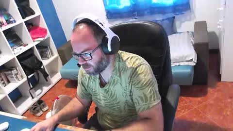 ravingr3d3 online show from 24, 7, 2026
