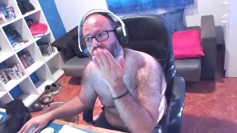 ravingr3d3 online show from 28, 7, 2026
