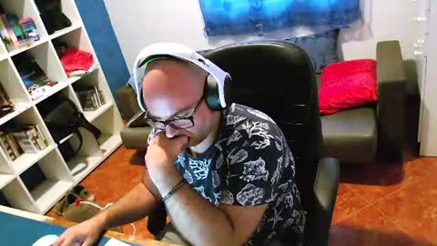 ravingr3d3 online show from 31, 7, 2026