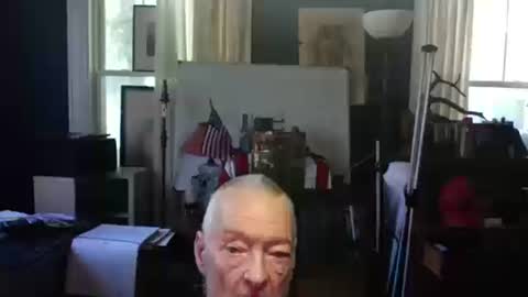 Snapshot of ray1776ray chatting on 14, 10, 2025 ray1776ray online show from 14, 10, 2025