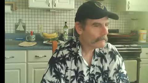 Ray online show from 4, 8, 2026