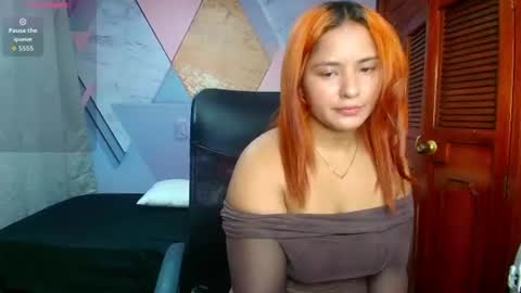 Snapshot of raylin_escobar chatting on 13, 7, 2026 raylin_escobar online show from 13, 7, 2026