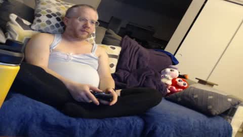 Snapshot of raymondsun chatting on 19, 1, 2025 Sunshine Ray online show from 19, 1, 2025