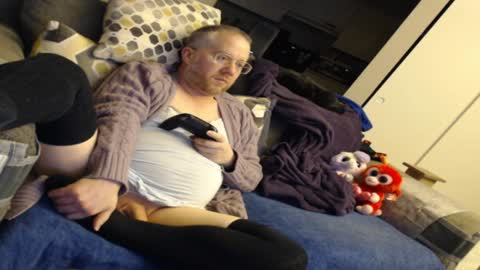 Snapshot of raymondsun chatting on 19, 1, 2025 Sunshine Ray online show from 19, 1, 2025