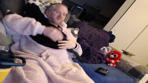 Snapshot of raymondsun chatting on 23, 1, 2025 Sunshine Ray online show from 23, 1, 2025