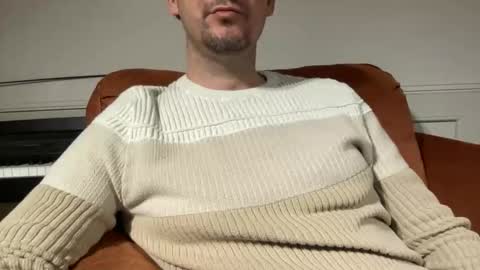 Snapshot of rayos789 chatting on 20, 12, 2025 rayos789 online show from 20, 12, 2025