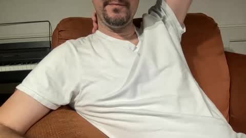 Snapshot of rayos789 chatting on 17, 3, 2026 rayos789 online show from 17, 3, 2026