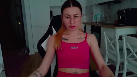 Snapshot of reallove_x chatting on 18, 3, 2026 Leo Luna online show from 18, 3, 2026