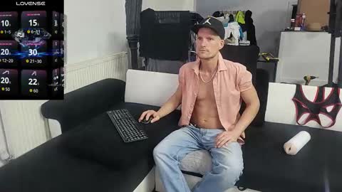 Ask me online show from 22, 12, 2025