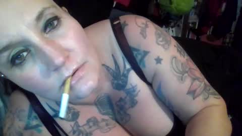 Snapshot of reallyredrum69th chatting on 25, 10, 2025 reallyredrum69th online show from 25, 10, 2025