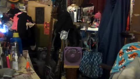 Snapshot of reallyredrum69th chatting on 31, 10, 2025 reallyredrum69th online show from 31, 10, 2025