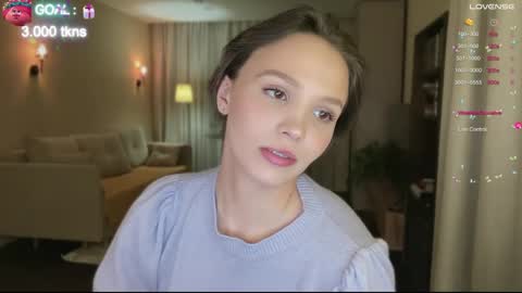 Snapshot of realsupermichael chatting on 6, 1, 2025 AliceEve online show from 6, 1, 2025