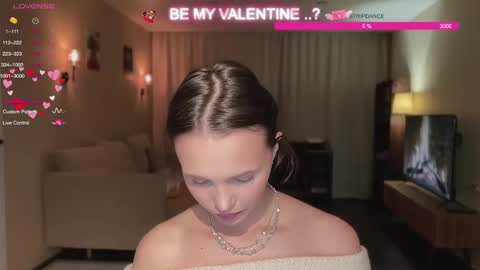 Snapshot of realsupermichael chatting on 11, 2, 2025 AliceEve online show from 11, 2, 2025