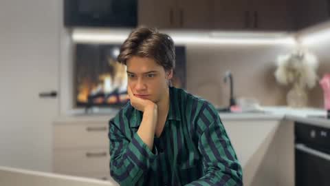 Snapshot of realsupermichael chatting on 17, 2, 2025 AliceEve online show from 17, 2, 2025