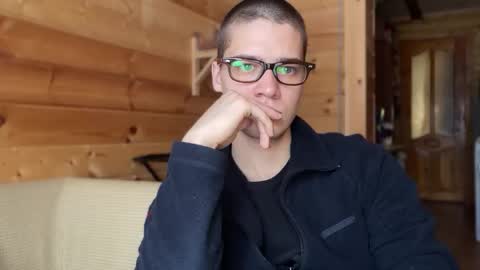 Snapshot of realsupermichael chatting on 25, 11, 2025 AliceEve online show from 25, 11, 2025