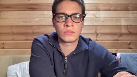 Snapshot of realsupermichael chatting on 5, 1, 2026 AliceEve online show from 5, 1, 2026