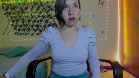 Rebbeca online show from 25, 9, 2025