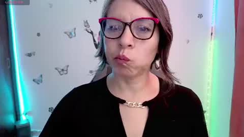 Rebbeca online show from 21, 7, 2026