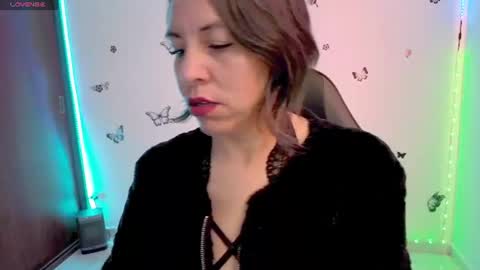Rebbeca online show from 27, 7, 2026