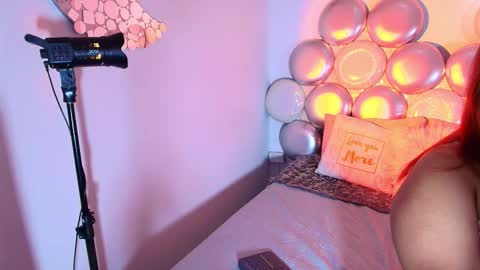 rebeca  online show from 11, 10, 2025