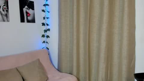 Rebeca Marchetti online show from 24, 7, 2026