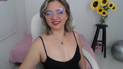 REBECA online show from 23, 9, 2025