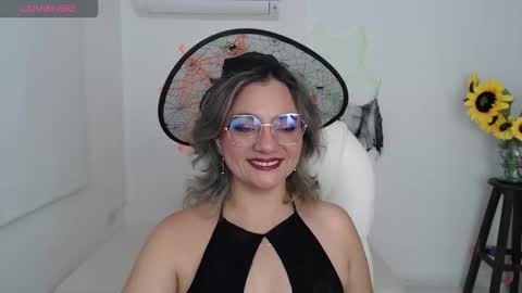 REBECA online show from 1, 11, 2025