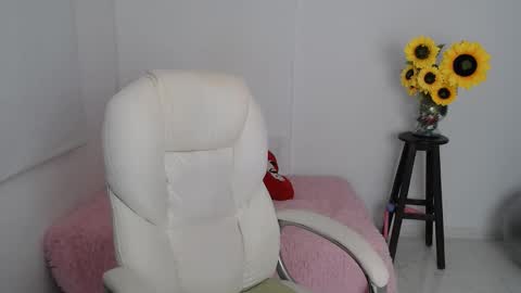 REBECA online show from 24, 11, 2025