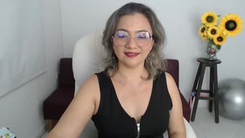 REBECA online show from 4, 12, 2025
