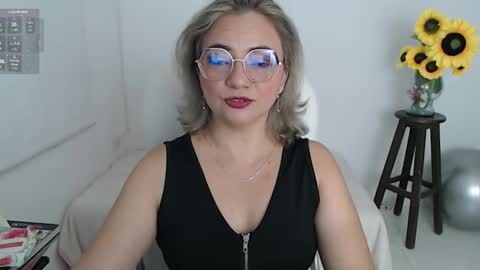 REBECA online show from 8, 1, 2026