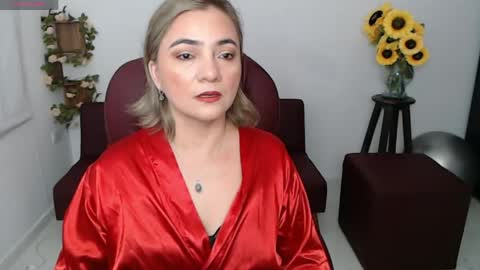 Snapshot of rebeca_milf chatting on 10, 5, 2026 REBECA online show from 10, 5, 2026