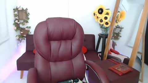 Snapshot of rebeca_milf chatting on 3, 6, 2026 REBECA online show from 3, 6, 2026