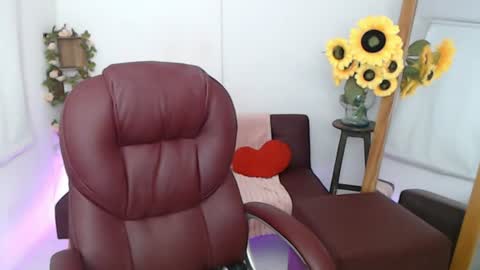 Snapshot of rebeca_milf chatting on 12, 6, 2026 REBECA online show from 12, 6, 2026