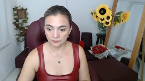 Snapshot of rebeca_milf chatting on 16, 7, 2026 REBECA online show from 16, 7, 2026