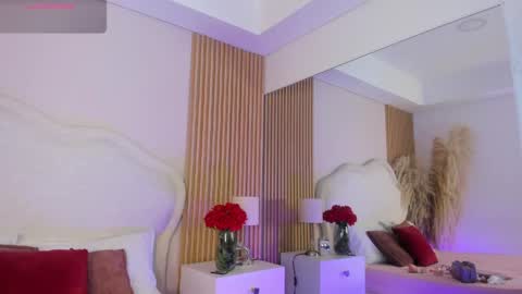 rebeca_taylor_ online show from 5, 5, 2026