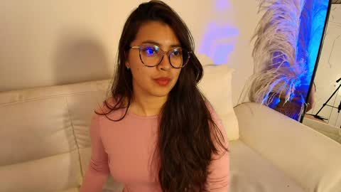 Rebeca Williams online show from 2, 2, 2025