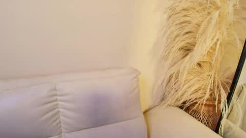 Rebeca Williams online show from 14, 2, 2025