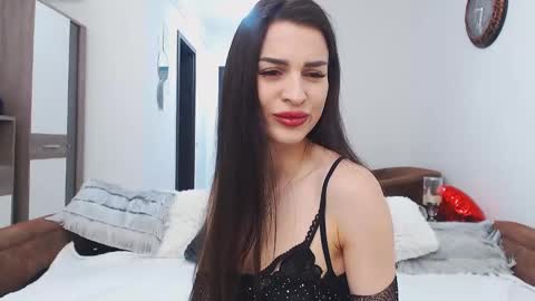 rebecamur online show from 19, 2, 2025