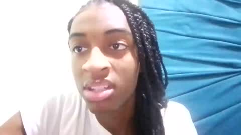 Tu mami Rebecca online show from 5, 5, 2026
